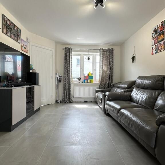 3 bedroom house to rent - Photo 1