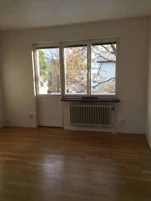 2:A UTHYRES I HÄGERSTEN - Foto 1