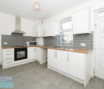 Cranmer Road, Bradford, West Yorkshire, BD3 - Photo 1