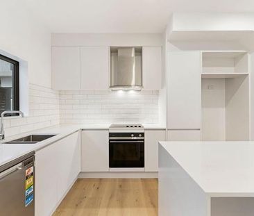 REMUERA - TERRACE HOUSE - 3 BEDROOMS - Photo 6