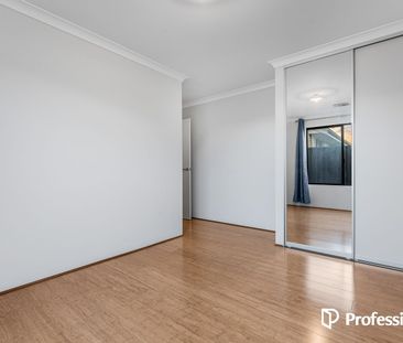 Spacious Family Living in a Sought-After Treeby - Photo 5