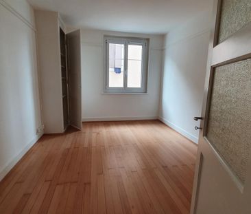 Appartement de 2 pièces au 1er étage à louer - Photo 2