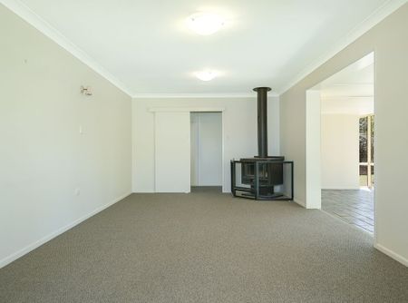 House & Grazing – 200 acres - Photo 2