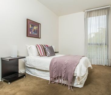3 Bedroom Townhouse - Photo 6