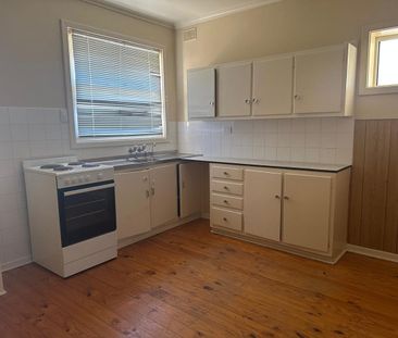 Charming 3-Bedroom Home with Modern Comforts in Whyalla Stuart - Photo 6