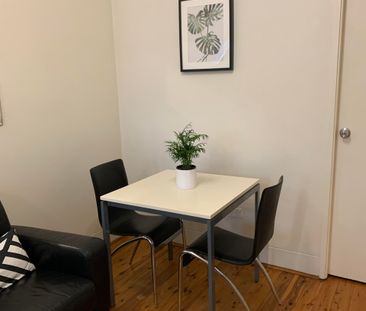 Quaint, Convenient, Chic - Photo 2