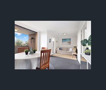 Fully Furnished 2-Bedroom Coastal Apartment in Prime Frankston Loca... - Photo 4