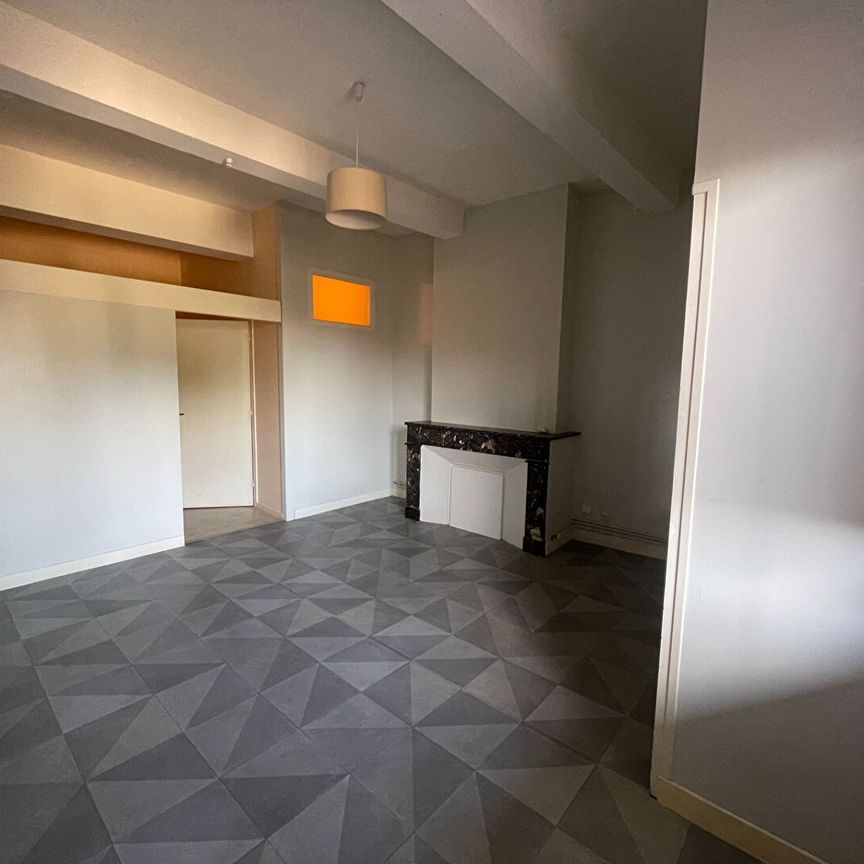 Location Appartement 1 pièce 30m² - Photo 1