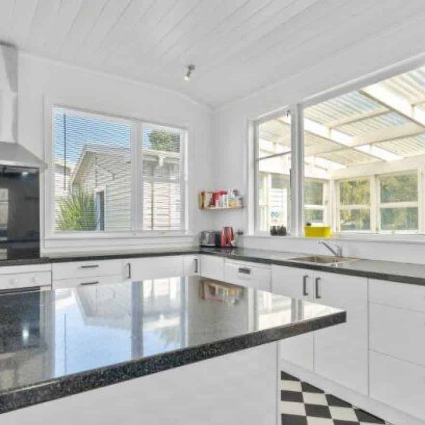 Updated three-bedroom home - Photo 1