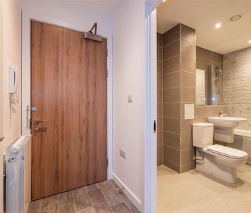 2 bedroom apartment to rent - Photo 6