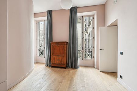 Location Appartement Paris 6 4 Pièces 118 m² - Photo 5