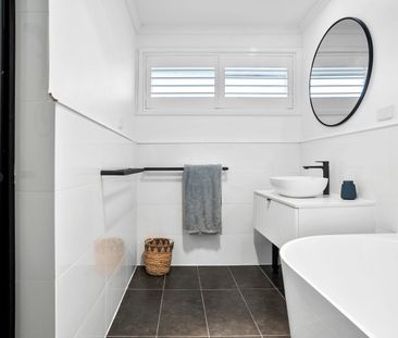 Coastal Style, Low Maintenance Living in a Prime Tootgarook Location - Photo 4