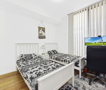 2 Bed &plus; 1 Study &plus; 2 Bath at Heart of Liverpool's CBD - Photo 4