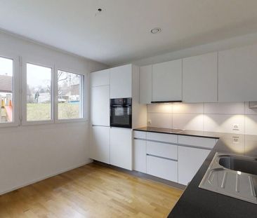 Geräumige 4.5-Zimmer-Attikawohnung auf dem Land - Photo 6