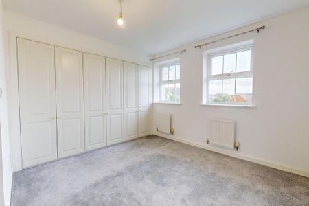 3 bedroom terraced house to rent - Photo 5