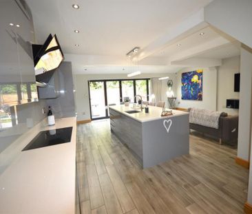 Waveney Drive, Wilmslow - Photo 5