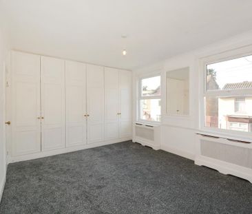 4 bedroom terraced house to rent - Photo 5