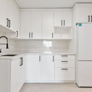 2 Bedroom - 1620 Avenue Victoria, Greenfield Park - Photo 2