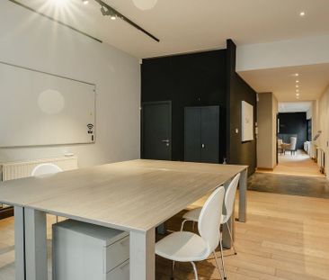 Woning te huur in Elsene voor € 2.800 met 1 slaapkamer - Foto 3