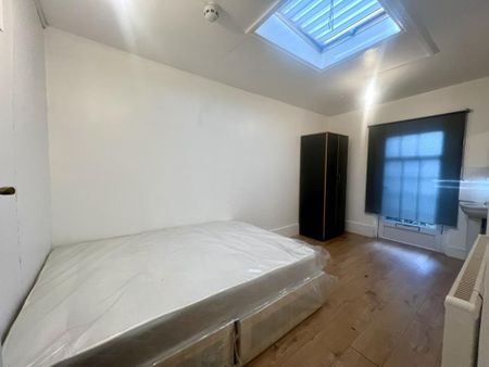 Studio to rent - Photo 4