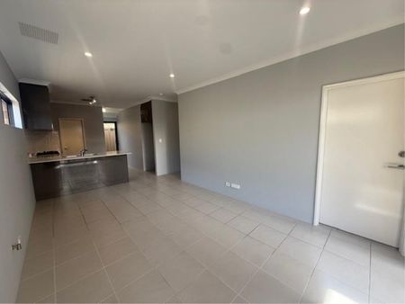 47 Serventy Cres, Hammond Park - Photo 3