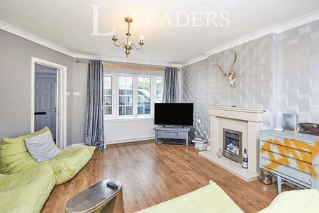 Angela Close, NG5 - Photo 4