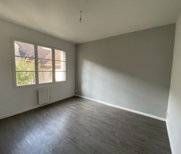 Appartement RUE DE COURCELLES - - Photo 2