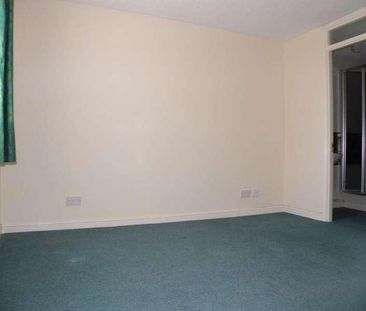 Darby Vale, Quelm Park, Warfield, Berkshire, RG42 - Photo 3