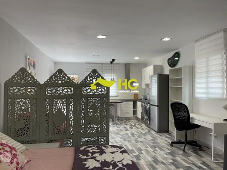 Alquiler Estudio en Urbanización - El Bosque, Villaviciosa De Odón - Photo 2