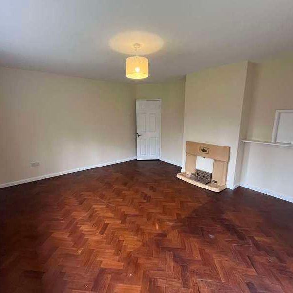 The Bungalow, Yattendon, RG18 - Photo 1