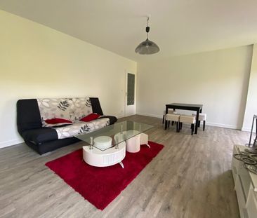 Location Appartement 2 pièces 59m² ORLEANS 45000 - Photo 2