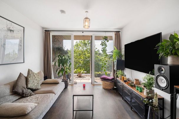 3 bedroom apartment to rent - Photo 1