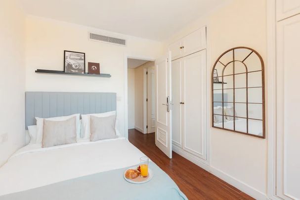 Plaça del Mestre Ripoll, Valencia, Valencian Community 46022 - Photo 1