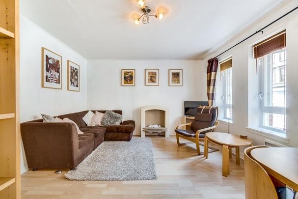 Room in a Shared Flat, Elderslie Street, G3 - Photo 1