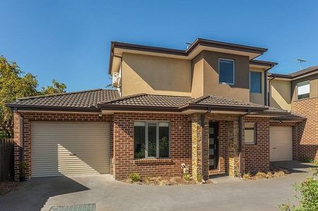 2/7 Willow Court, Bellfield VIC 3081 - Photo 3