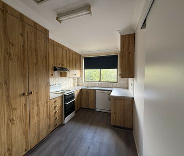 Charming 2-Bedroom Unit in Prime East Tamworth Location - Photo 4