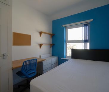 11 College Road - Photo 2