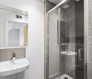 3 bedroom apartment to rent - Photo 5