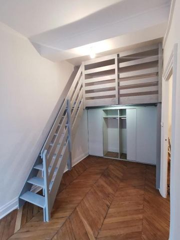 Location Appartement 2 pièces 50m² LYON 7ème - Photo 3