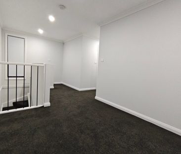 5-Bedroom Family Home for Rent - Photo 1