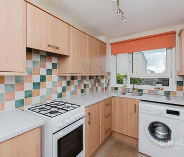 2 bedroom end of terrace house to rent - Photo 6