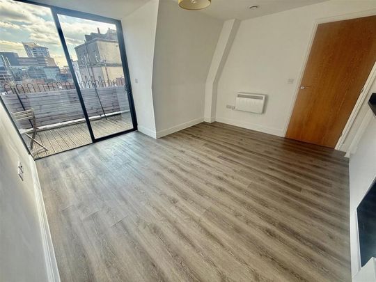 1 bedroom flat to rent - Photo 1