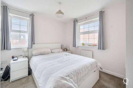 Fire Opal Way, Sittingbourne, Kent, ME10 - Photo 5