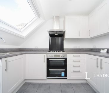 2 bedroom apartment to rent Sea Road, Felixstowe, IP11 - Photo 3