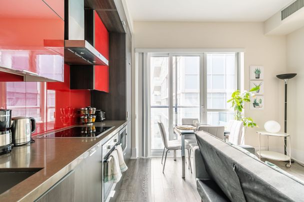 Luxury 1BR Condo - Stunning Views Of CN Tower! - Can be rented from November 26, 2023 to March 1, 2024 - Photo 1