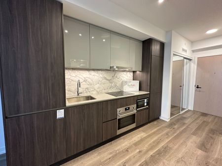 For Lease - 8 Interchange Way Unit# 4810, Vaughan, Ontario - Photo 2