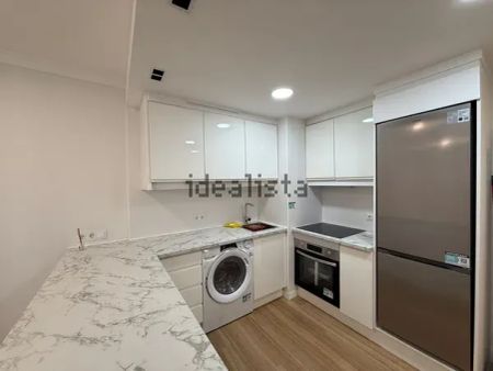 Alquiler de piso en Calle Tulipán, 21 - Photo 4