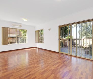 Home For Rent - Photo 3