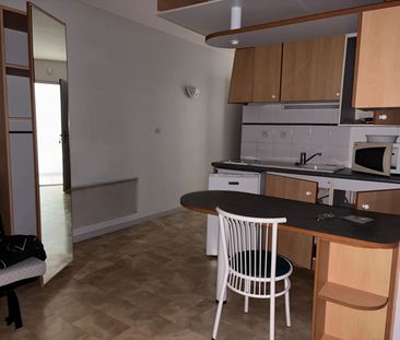 Location Appartement 1 pièce 22m² - Photo 4