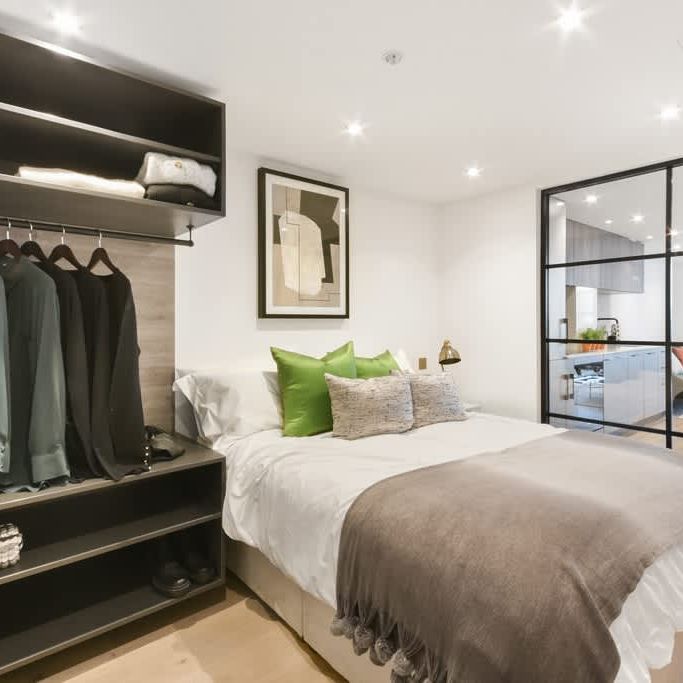 Clapham Road, London SW9 - Photo 1